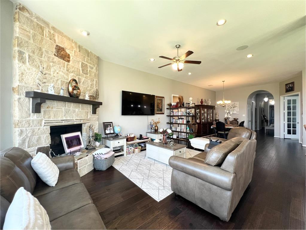5903 Grace Falls Drive, Richmond, Texas image 16