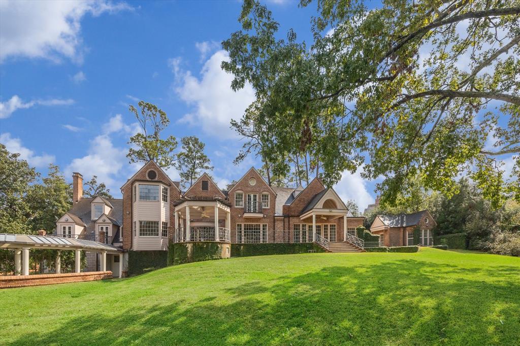 8 Shadder Way, Houston, Texas image 28