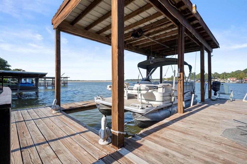 610 Sandy Ridge Drive, Livingston, Texas image 11