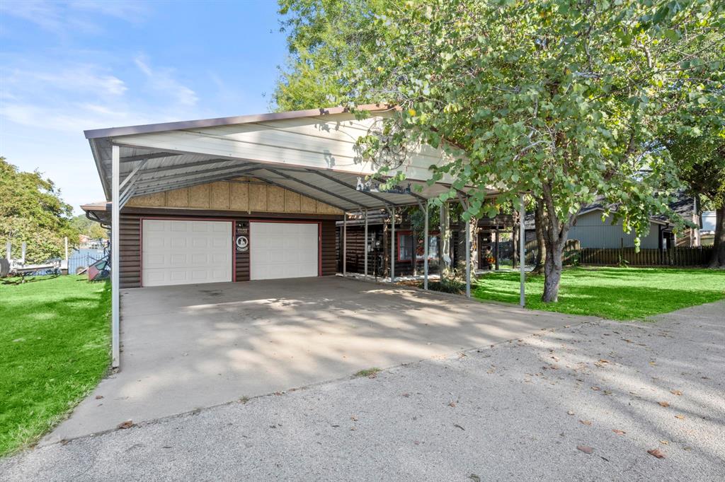 610 Sandy Ridge Drive, Livingston, Texas image 4