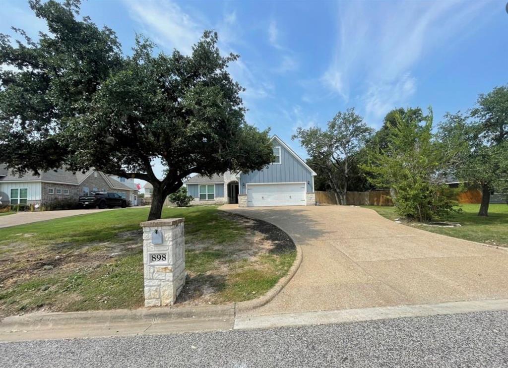 898 Hereford Street, College Station, Texas image 1