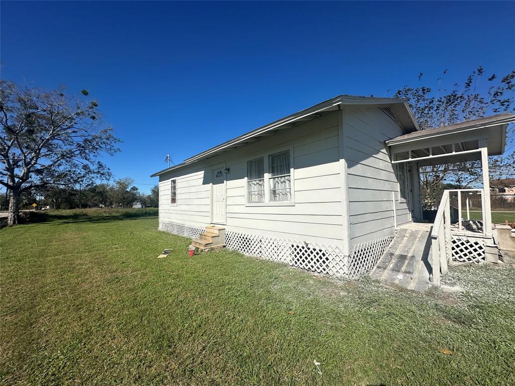 4702 11th Street, Brookshire, Texas image 9