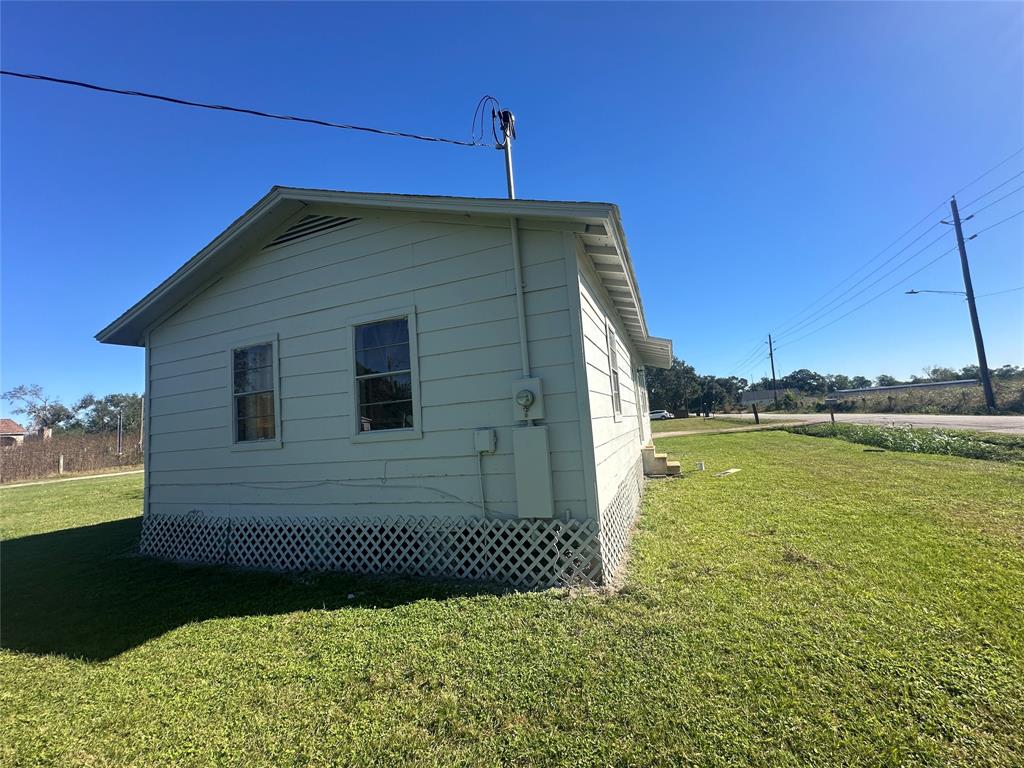 4702 11th Street, Brookshire, Texas image 10