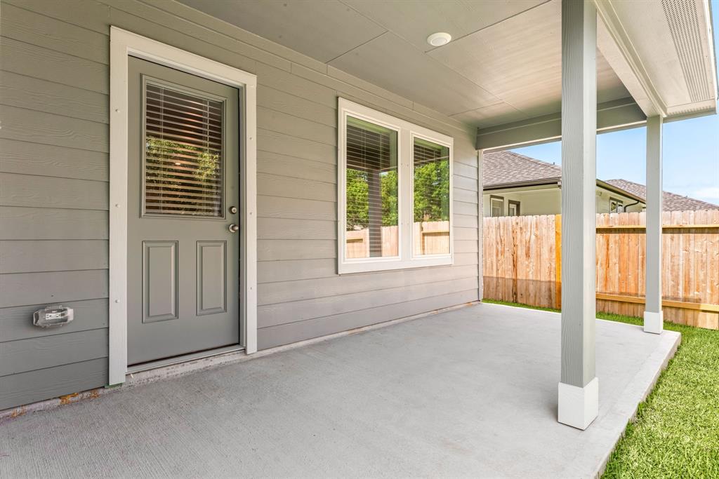 1121 Grey Heron Drive, Texas City, Texas image 14
