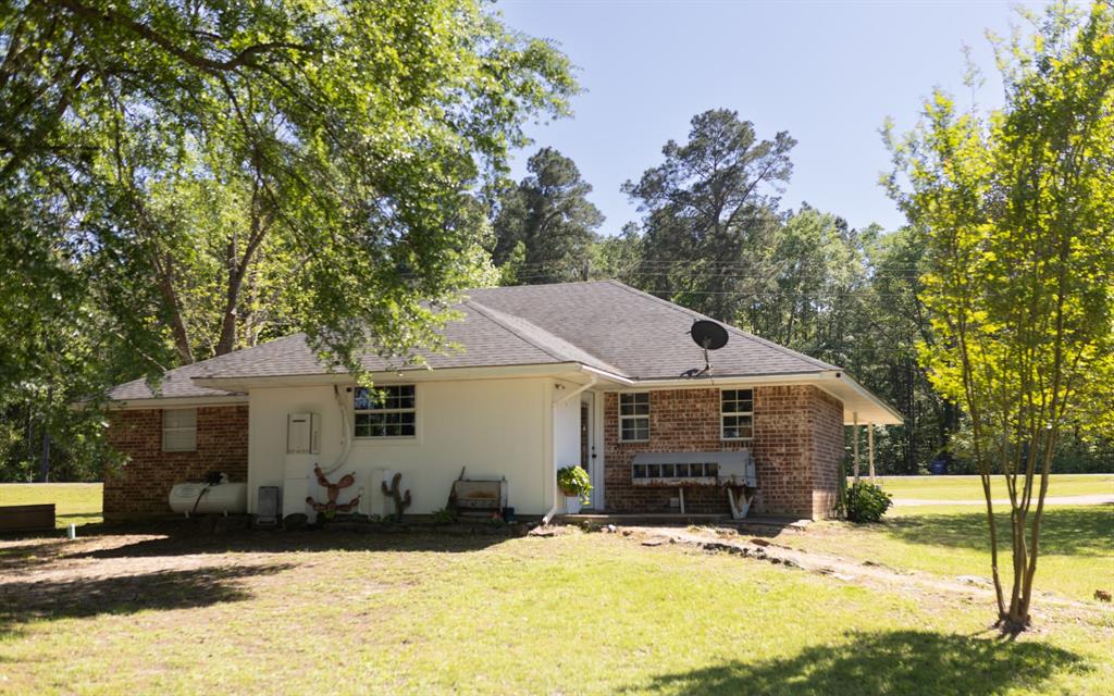1867 Fm 2423, Grapeland, Texas image 2