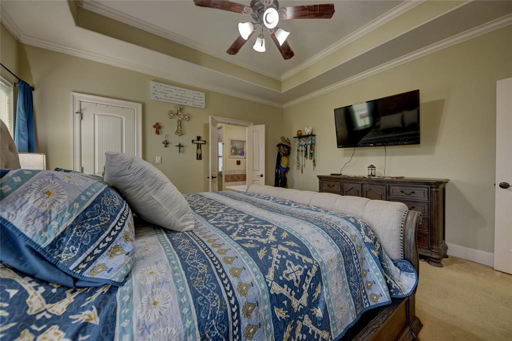 3077 Dees Circle, Sealy, Texas image 17