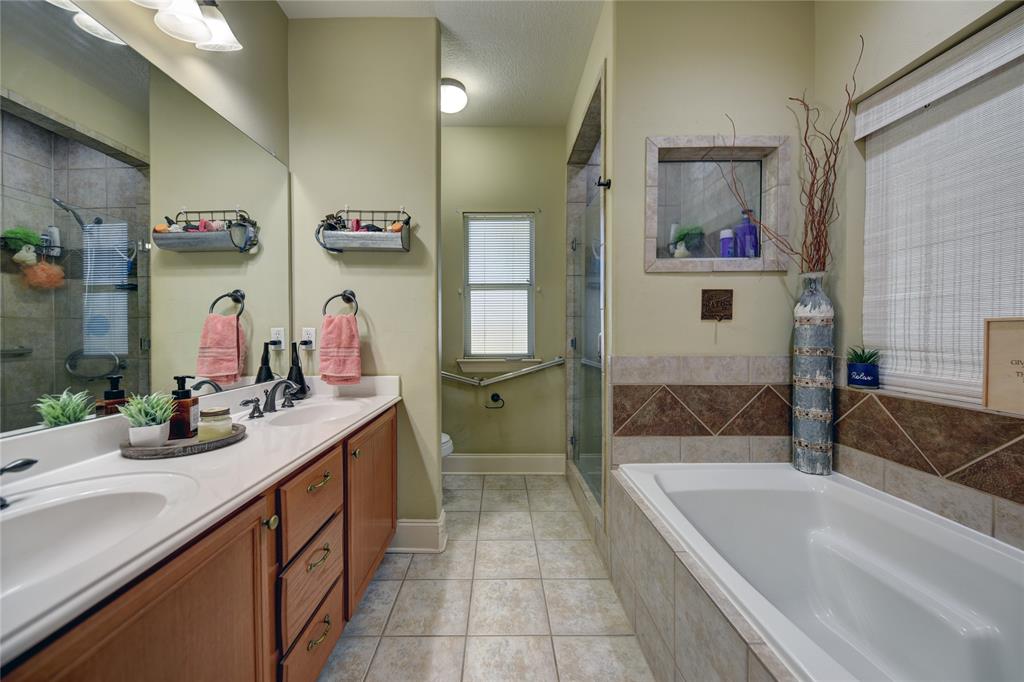 3077 Dees Circle, Sealy, Texas image 19