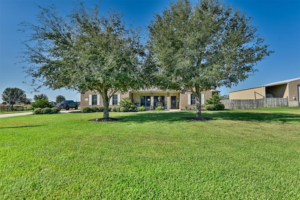 3077 Dees Circle, Sealy, Texas image 4
