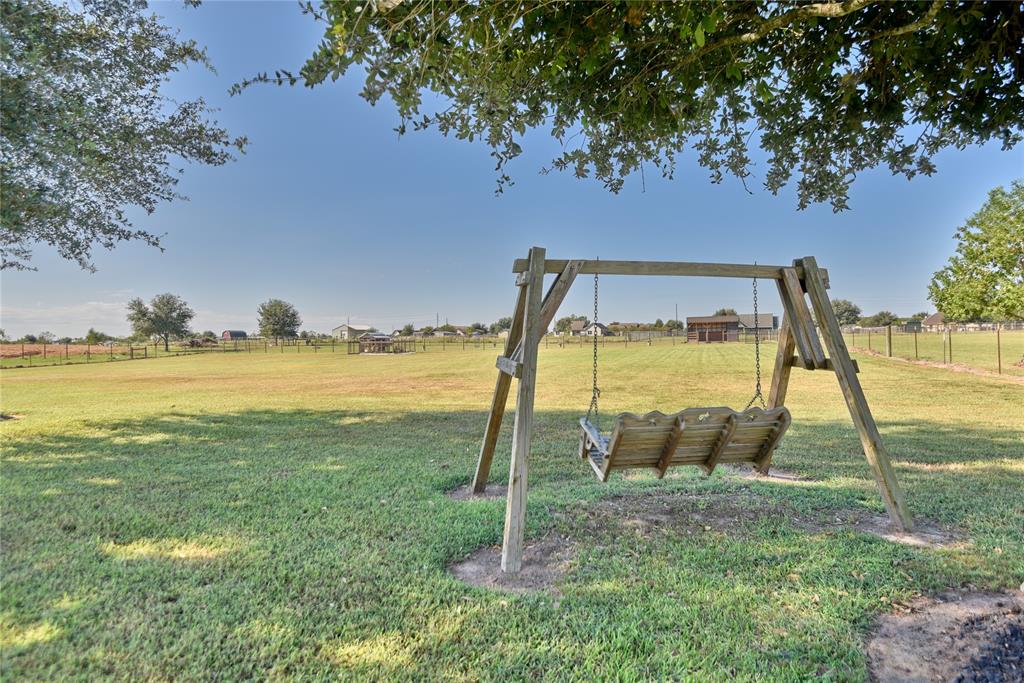 3077 Dees Circle, Sealy, Texas image 46