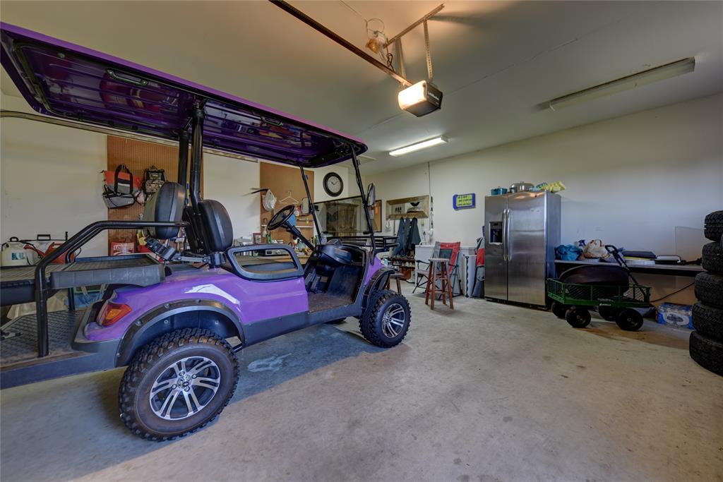3077 Dees Circle, Sealy, Texas image 32