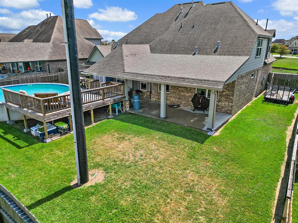 9750 Keeneland Circle, Baytown, Texas image 8