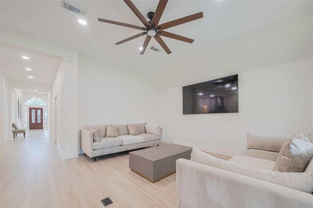 11316 Misty Morning Street, Pearland, Texas image 15