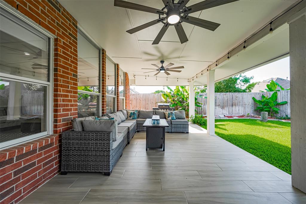 11316 Misty Morning Street, Pearland, Texas image 42