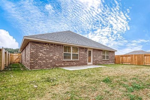 A home in Angleton