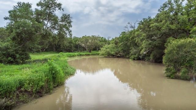 5126 County Rd 208, Danbury, Texas image 6