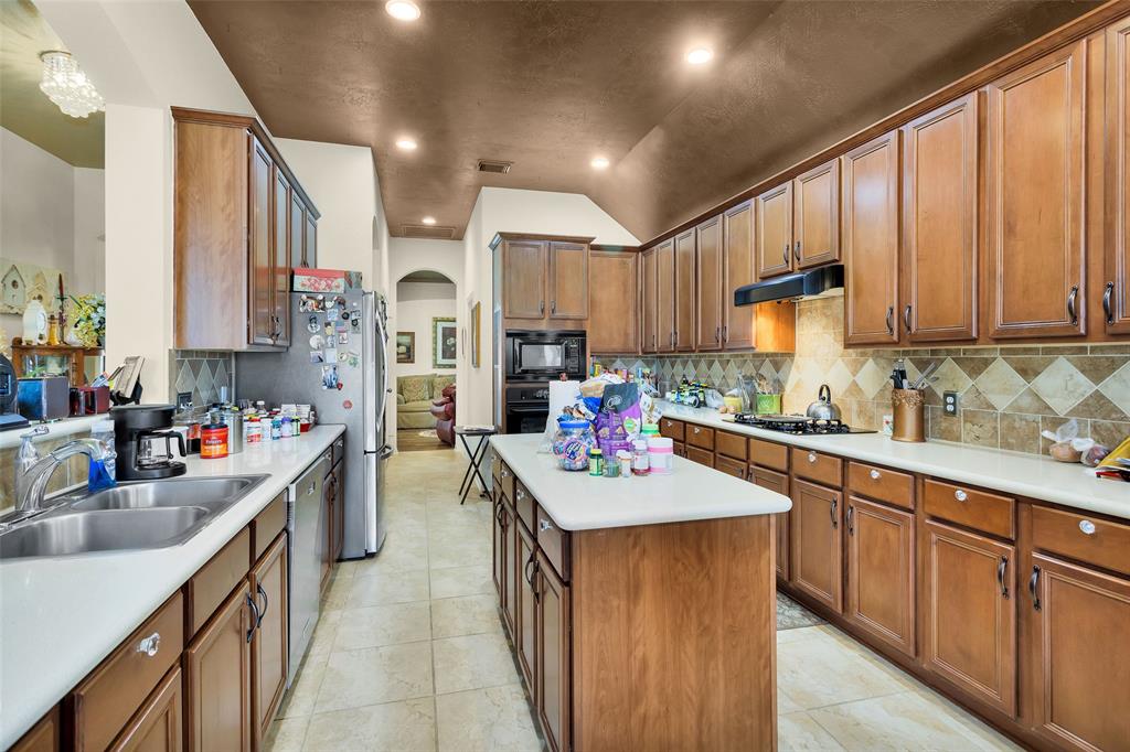 3002 Sandleigh Drive Drive, Spring, Texas image 30