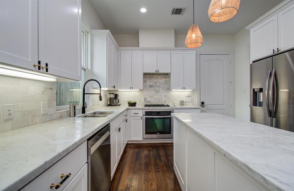 3211 Jackson Street, Houston, Texas image 9