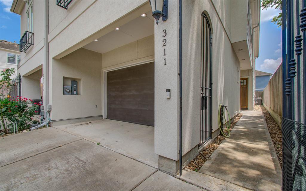 3211 Jackson Street, Houston, Texas image 3