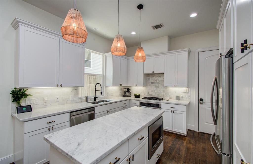 3211 Jackson Street, Houston, Texas image 12