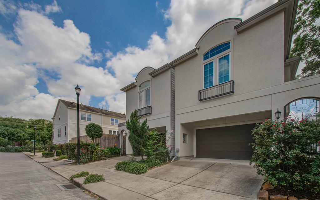 3211 Jackson Street, Houston, Texas image 2