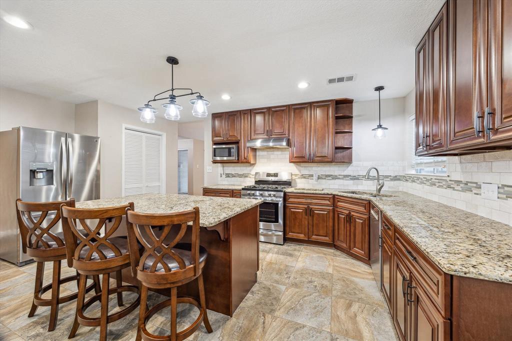 4910 Colombia Drive, Pasadena, Texas image 9