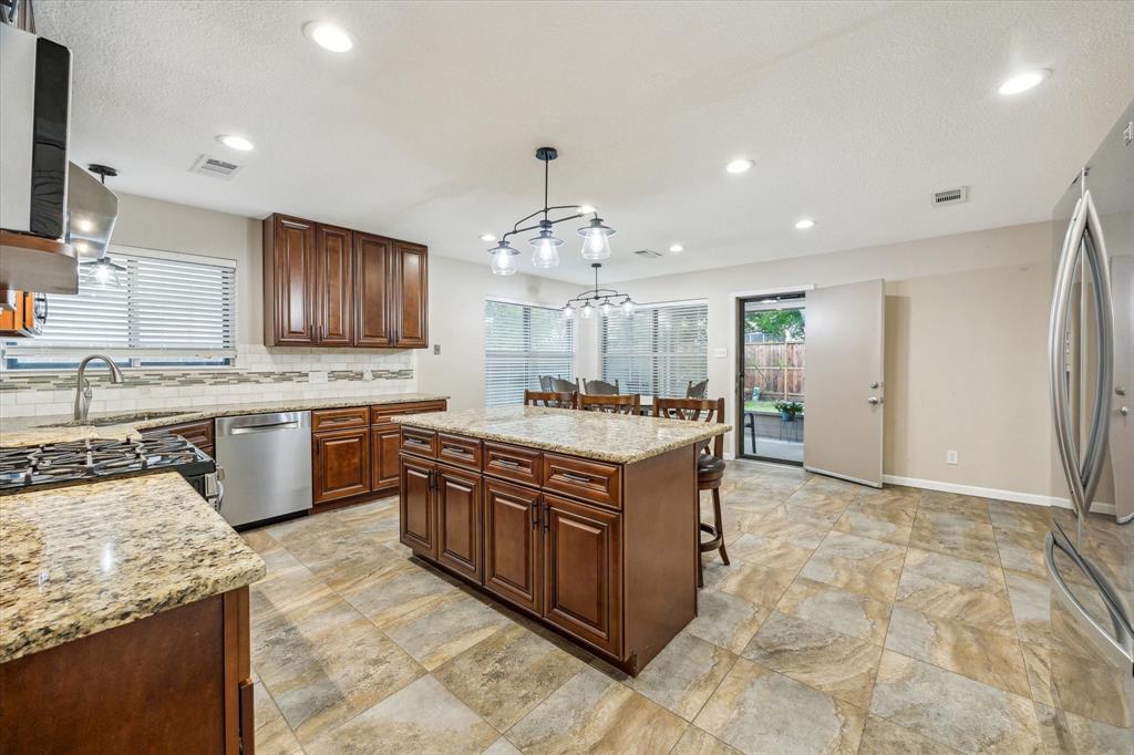 4910 Colombia Drive, Pasadena, Texas image 7