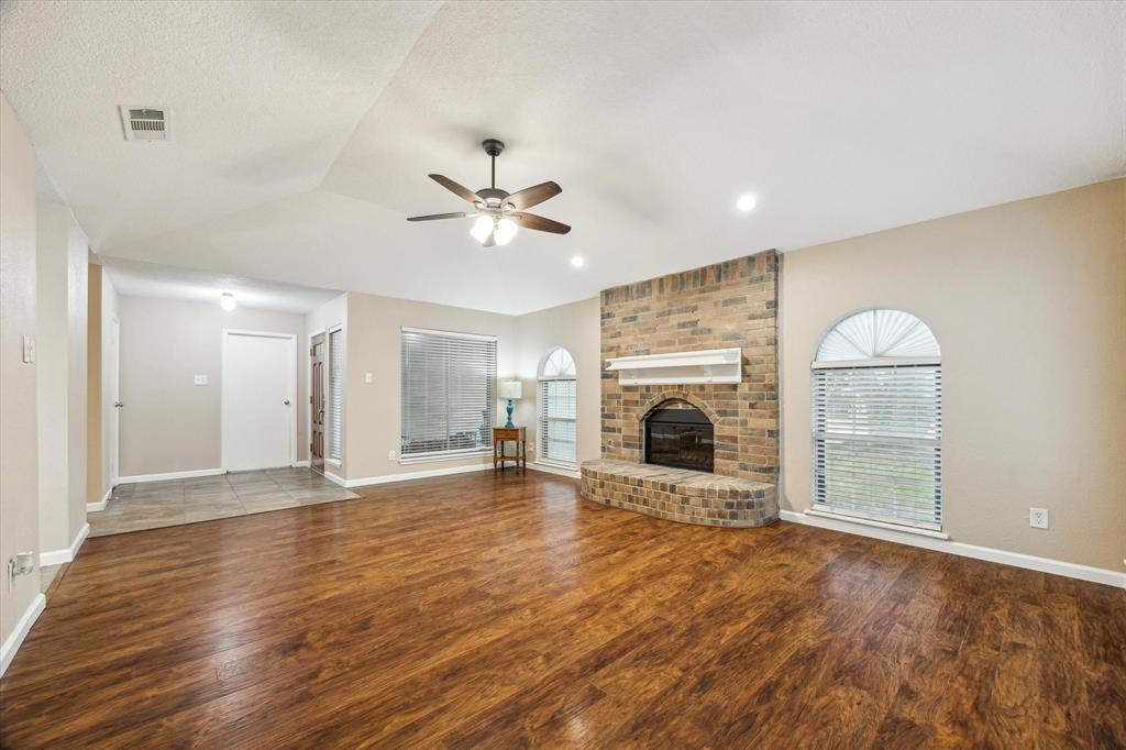 4910 Colombia Drive, Pasadena, Texas image 6