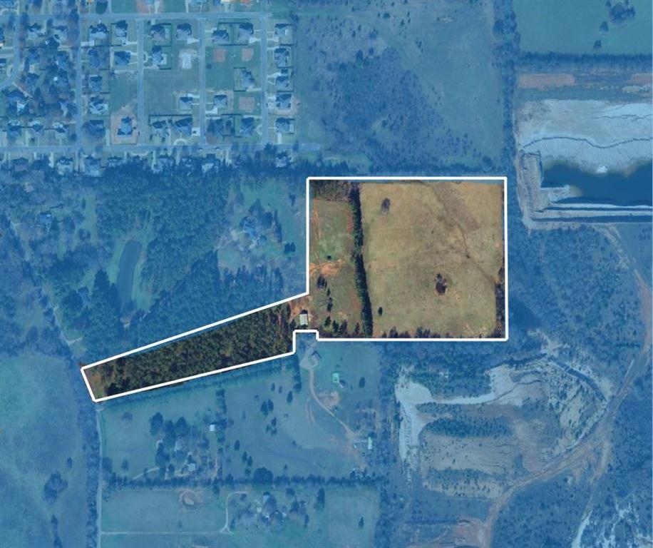 1201 B Robbins Road, Athens, Texas image 1