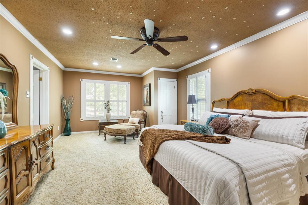 916 E James Street, Baytown, Texas image 26