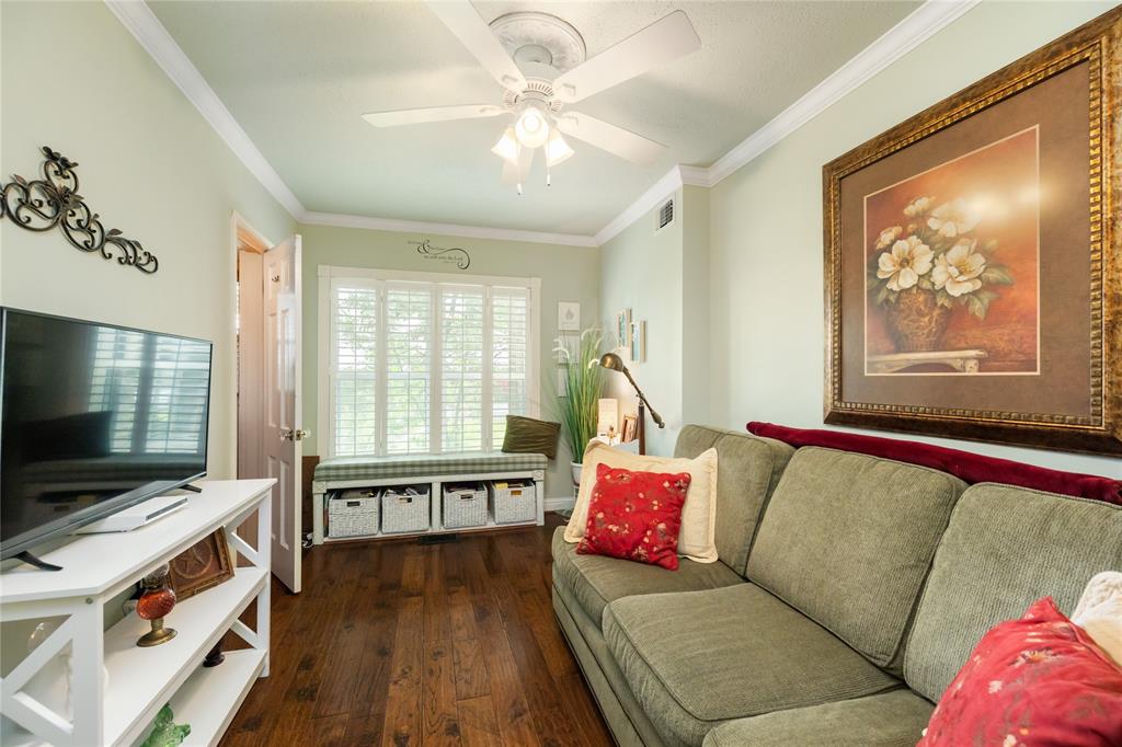 916 E James Street, Baytown, Texas image 20