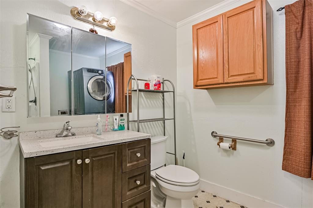 5 Highland Drive, Hitchcock, Texas image 33