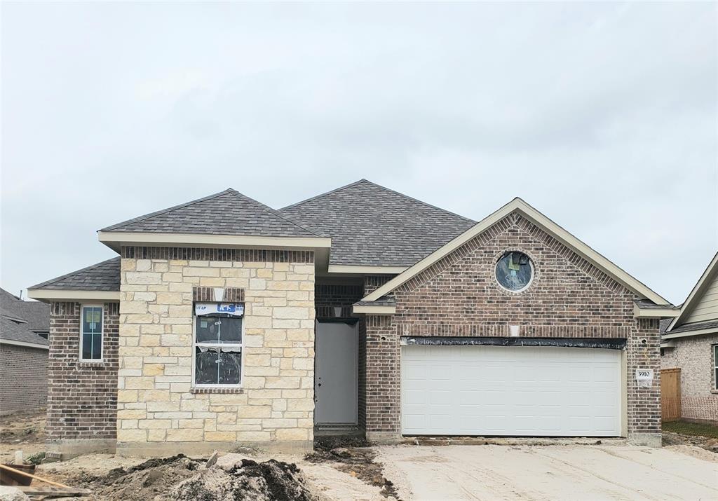 3910 Centennial Oaks Boulevard, Santa Fe, Texas image 2