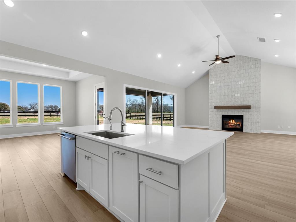 2 Hawthorn Cove Court