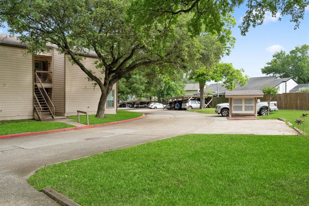 103 Lakeview Terrace