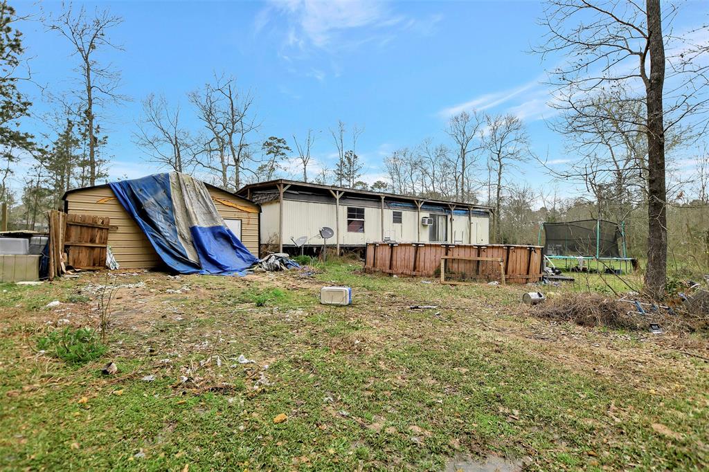 111 Bonnie Creek Drive, Coldspring, Texas image 6
