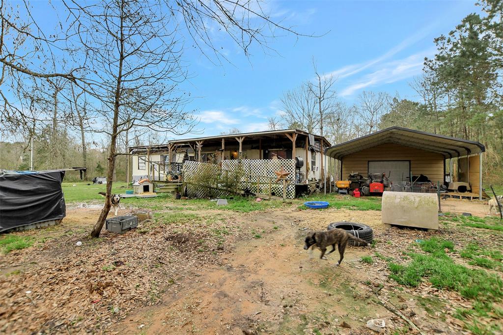 111 Bonnie Creek Drive, Coldspring, Texas image 9