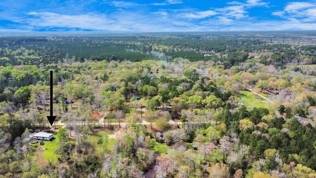 111 Bonnie Creek Drive, Coldspring, Texas image 1