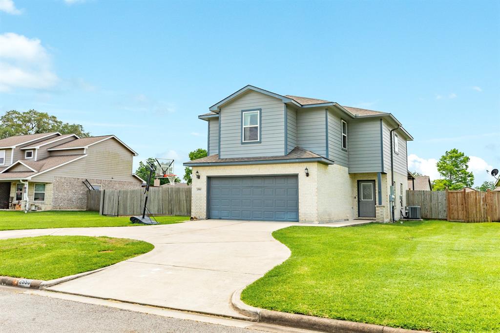 2550 Lakeside Drive