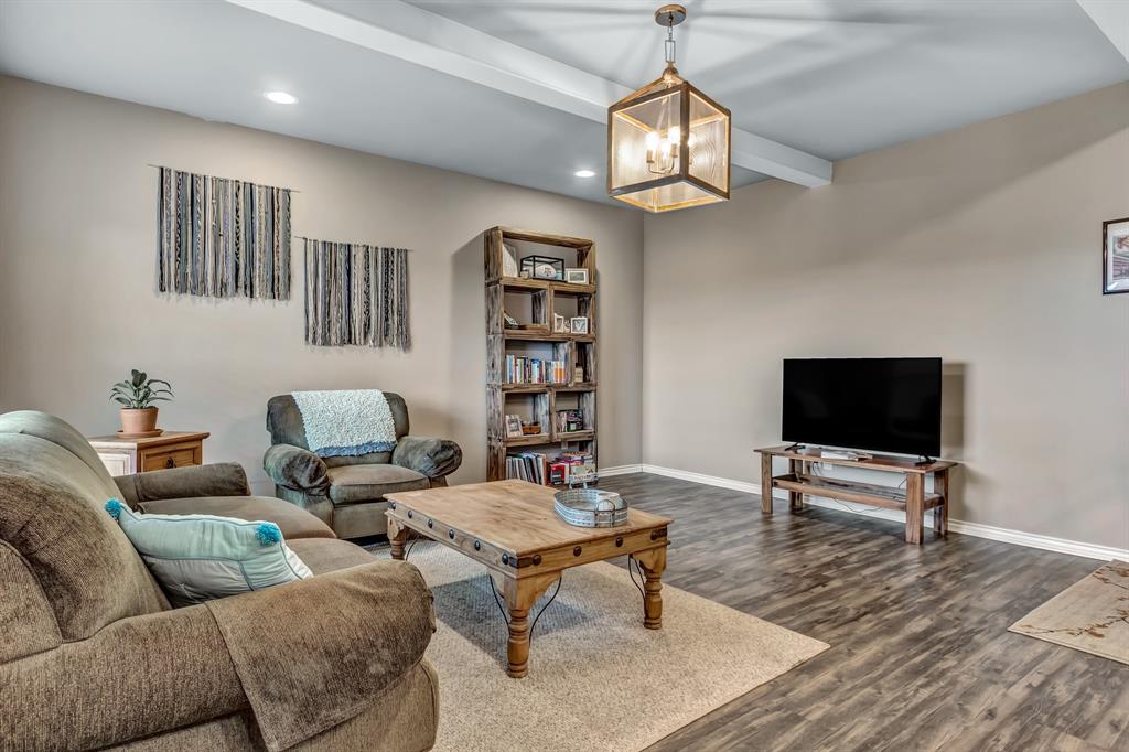 3535 Summerway Drive, College Station, Texas image 5
