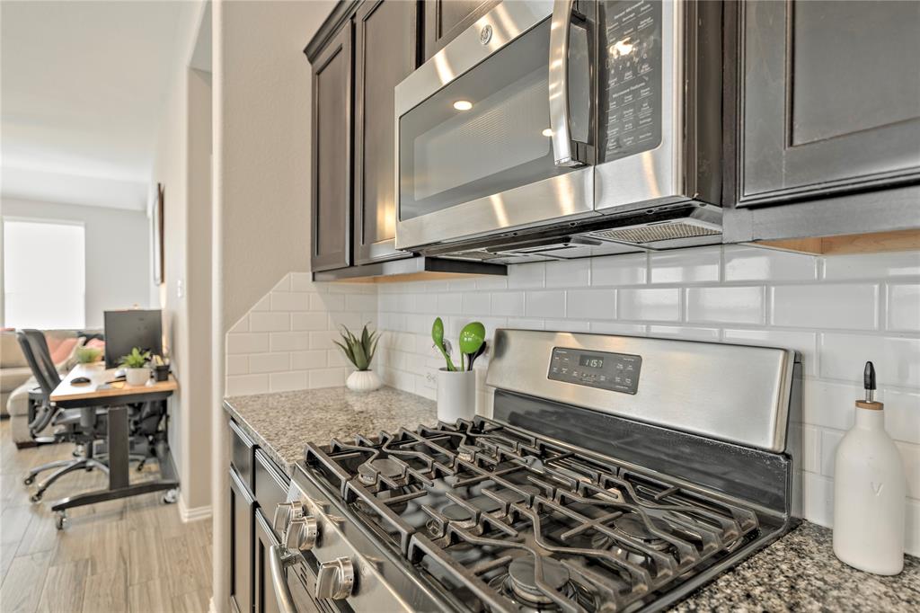 21231 Flowering Crape Myrtle Drive, Porter, Texas image 10