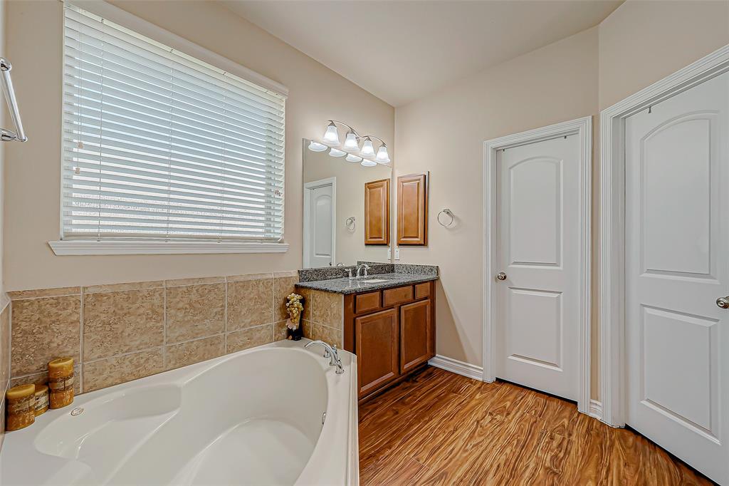 3415 Benbrook Springs Lane, Katy, Texas image 38