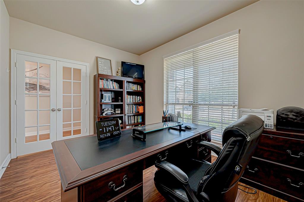 3415 Benbrook Springs Lane, Katy, Texas image 8