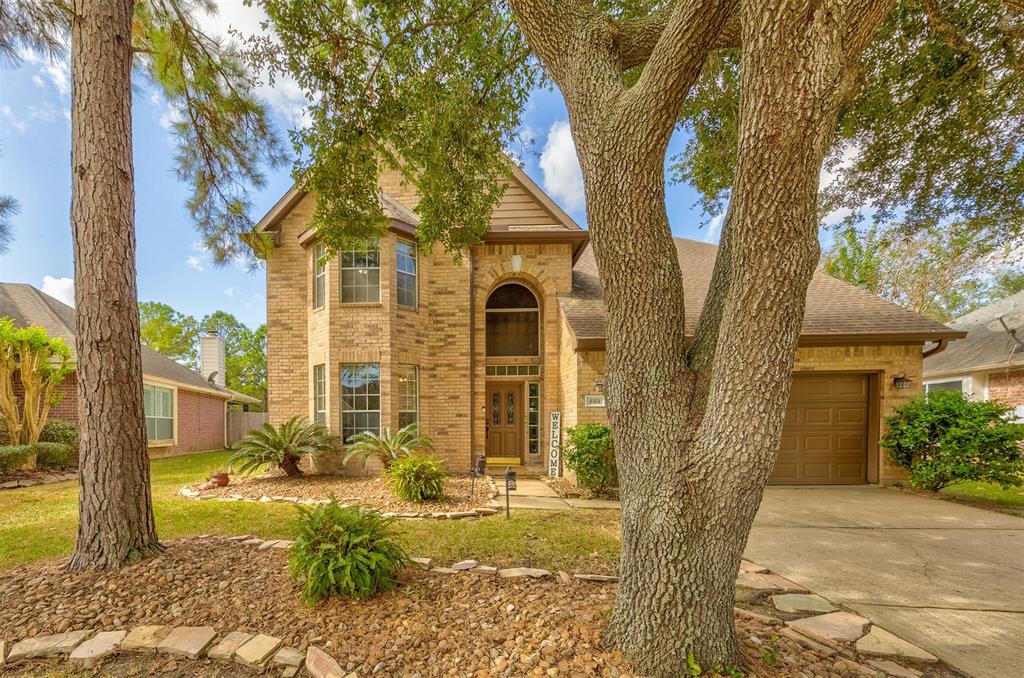 4414 Running Pine Drive, League City, Texas image 3