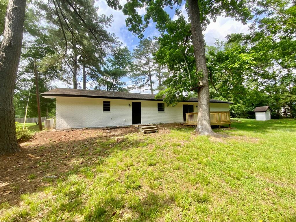 296 Kings Row, Livingston, Texas image 5