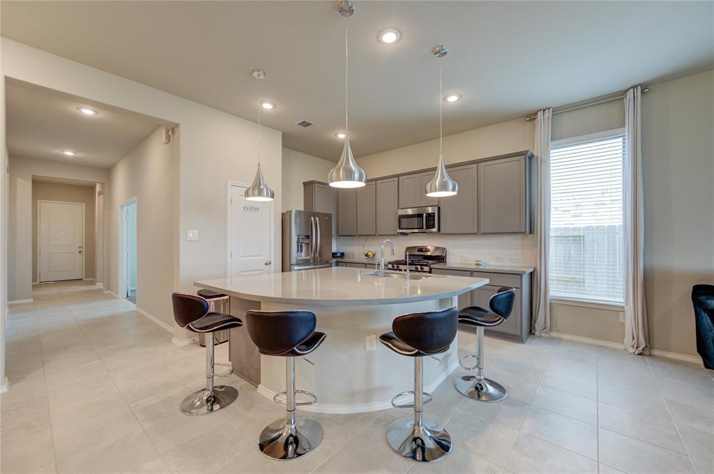 8711 Fox Trail Drive, Missouri City, Texas image 16