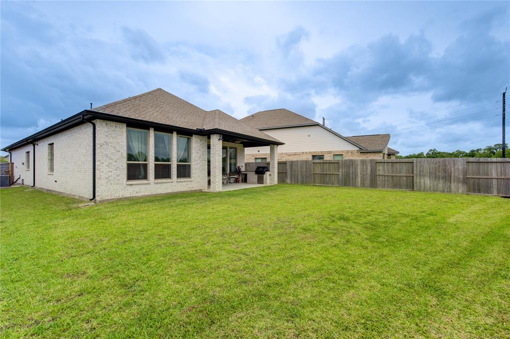 8711 Fox Trail Drive, Missouri City, Texas image 42