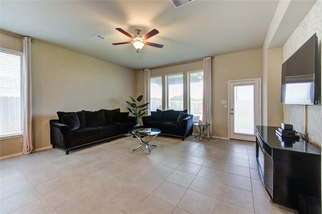 8711 Fox Trail Drive, Missouri City, Texas image 26