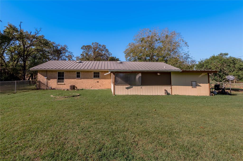 320 County Road 3107, Crockett, Texas image 17