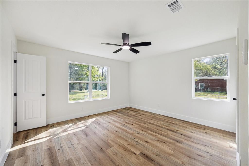 10369 Lake Shore Drive, Conroe, Texas image 10