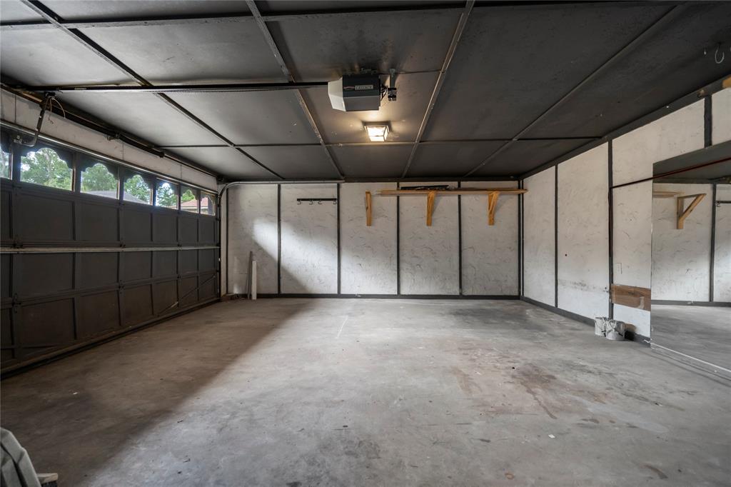713 Palmer Drive, Conroe, Texas image 18